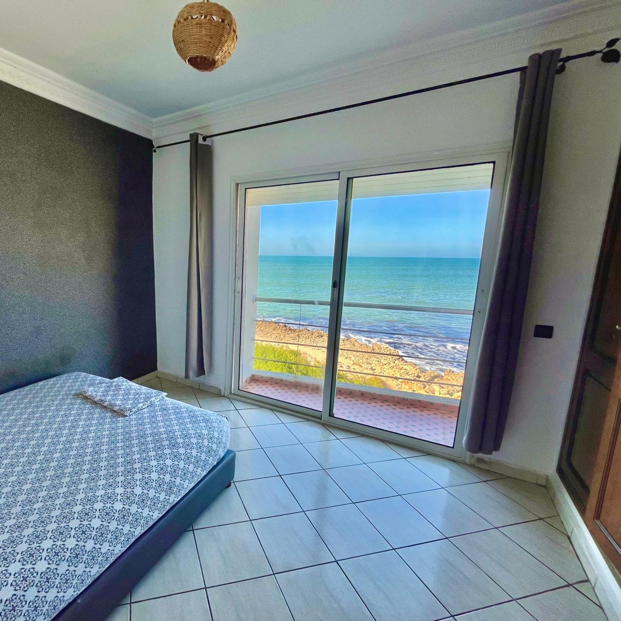 Splendid Beachfront Villa In Sidi Bouzid Beach With Pool Douar Ourlali Exterior photo